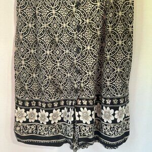 Vintage Bentley floral geometric print black and gray button down skort